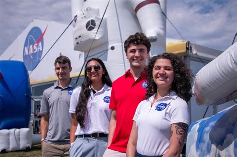 Share Your Excitement: Announce Your NASA Internship With This Social ...