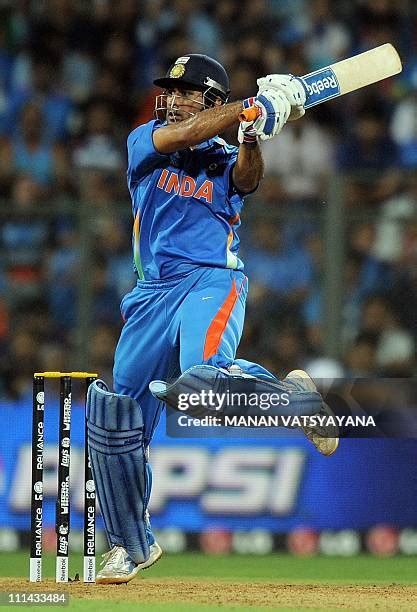 1,064 Ms Dhoni World Cup 2011 Stock Photos, High-Res Pictures, and ...