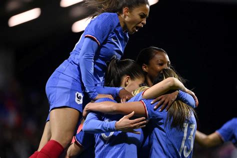 French women defeat Colombia on new coach Hervé Renard's debut