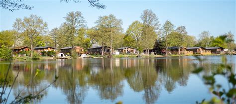 Lodges & Log Cabins with Fishing