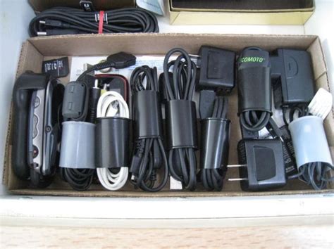 25 DIY Cord And Cable Organizers For A Clean And Uncluttered Home | Organisatoren, Opruimen ...