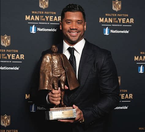 Russell Wilson wins distinguished Walter Payton NFL Man of the Year Award | Richmond Free Press ...