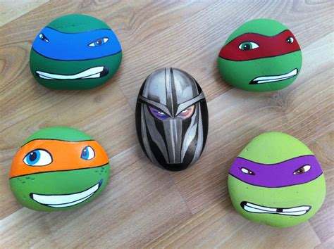 Hand-painted rocks of Ninja Turtles and Shredder! | Turtle painted rocks, Painted rocks kids ...