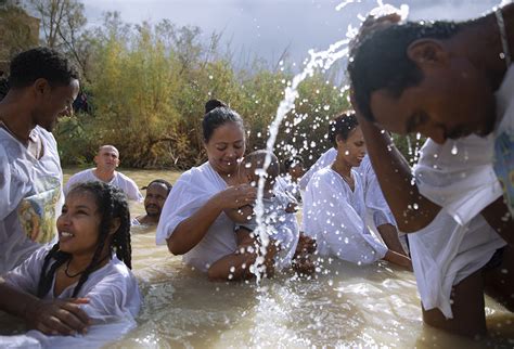 Jordan River, Jesus' baptism site, is today barely a trickle | National ...