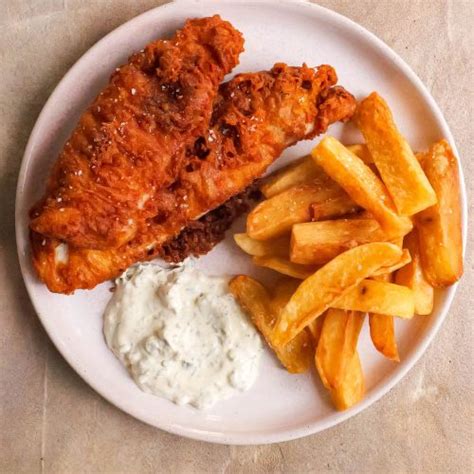 Classic Fish and Chips with tartar sauce - Daen's Kitchen