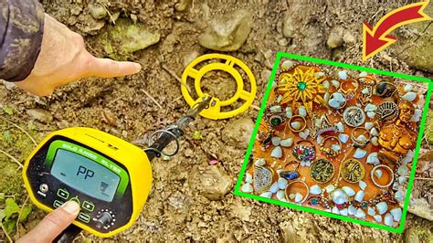 We Found A Big Treasure With Metal Detector / Treasure Hunting - YouTube