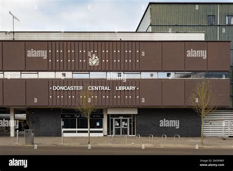 Old doncaster central library hi-res stock photography and images - Alamy