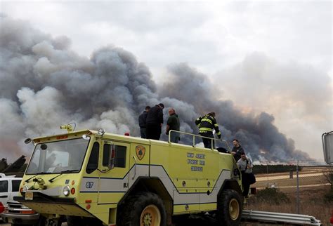 Massive N.J. Pinelands forest fire declared fully contained with 11,000 ...