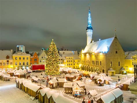 Best time for Christmas Market in Tallinn, Estonia 2018 & Map