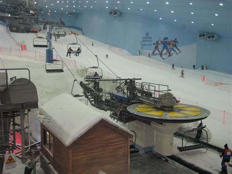 Ski Dubai - One of the World’s Largest Indoor Snow Park Leaves You Breathless - eXtravaganzi