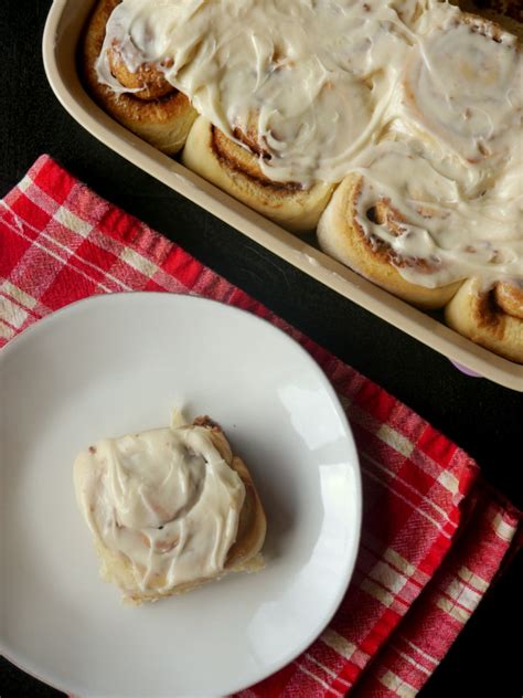 Brown Butter Cinnamon Rolls with Cream Cheese Frosting - My Bacon ...