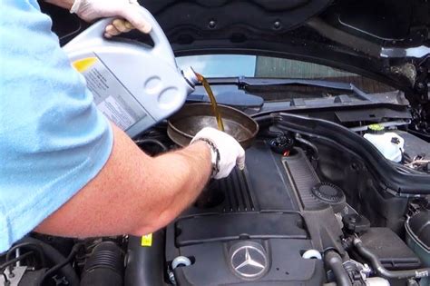 Are Mercedes Expensive to Maintain? [Mercedes Maintenance Costs] • Road Sumo