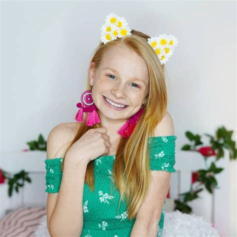 Mia Fizz Bio, Height, Age, Weight, Boyfriend and Facts - Super Stars Bio