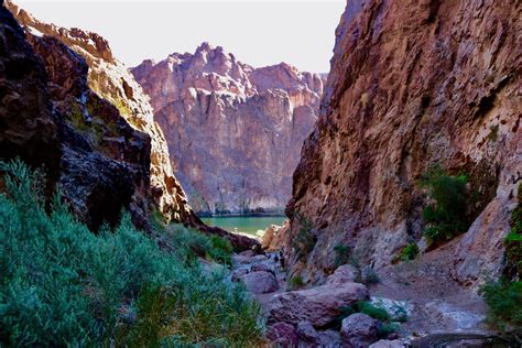 Kayaking the Black Canyon of the Colorado River: Hoover Dam to Willow ...