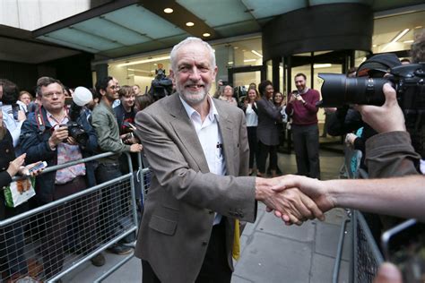 New Labour party members can't vote in leadership election (unless they pay a fee) | Metro News