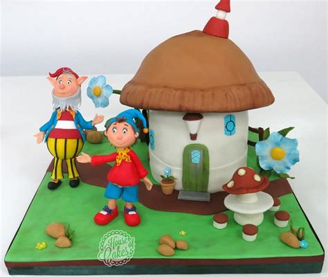 Noddy and Big-Ears! - Decorated Cake by Carla Martins - CakesDecor