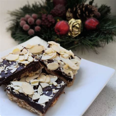 Skor Bar Cookies – Oma's Skorschnitten (Chocolate Toffee Bark)