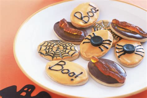 Halloween biscuits