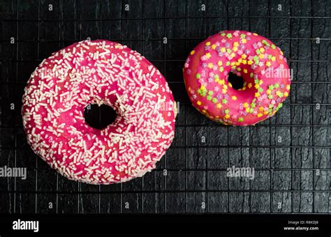 Glazed doughnut top view hi-res stock photography and images - Alamy
