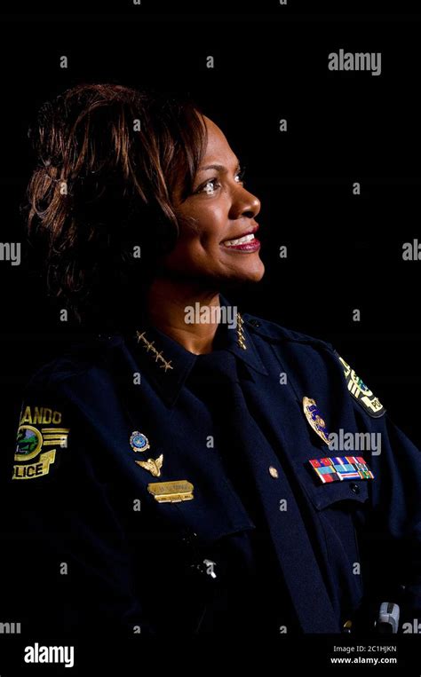 Val demings police chief hi-res stock photography and images - Alamy