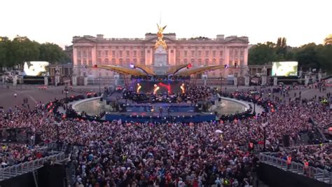 Platinum Jubilee Concert to be held at Buckingham Palace attracting the biggest names in ...