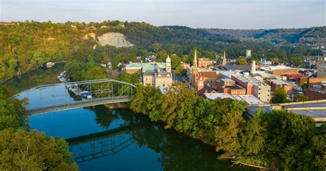 How To Spend A Fantastic Long Weekend In Beautiful Frankfort, KY | TravelAwaits