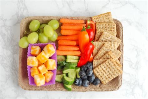 Healthy Snacks For Game Night Your Family Will Love | Blog Hồng