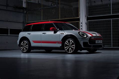 2023 MINI Clubman Pictures - 103 Photos | Edmunds