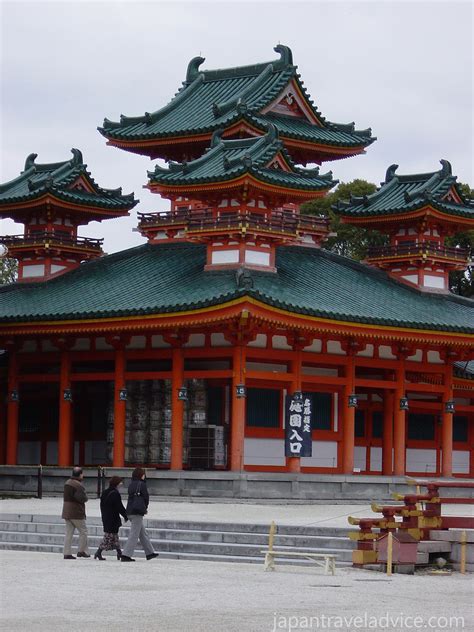 Heian Jingu Shrine | Japan Travel Advice