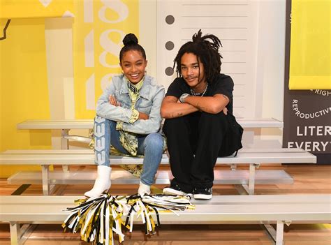 Yara Shahidi & Luka Sabbat from La photo du moment | E! News France