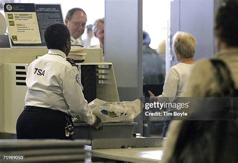 Tsa X Ray Machine Photos and Premium High Res Pictures - Getty Images