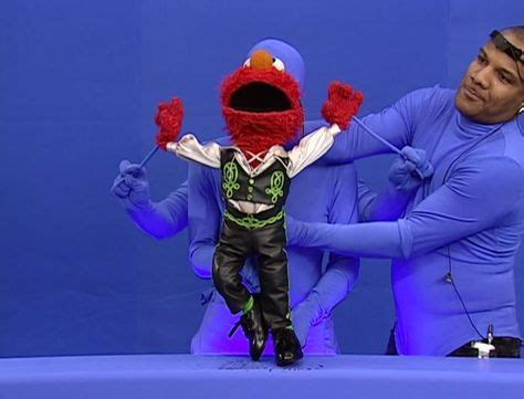 Behind the Scenes: Elmo's World blue screen puppetry (With images ...