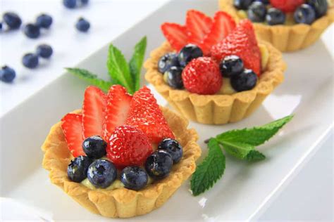 Mini Fruit Tart Recipe - Simply Home Cooked