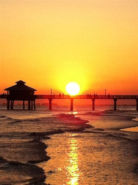 Another spectacular #fortmyersbeach sunset! You should be here ...