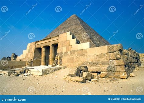 Khufu pyramid stock photo. Image of culture, africa, grave - 3658894