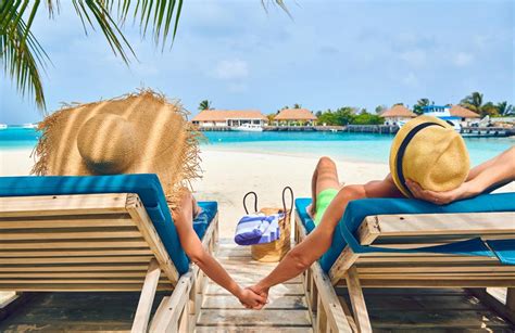 6 ROMANTIC HOLIDAYS FOR COUPLES SEEKING TROPICAL BLISS - Creative Travel Guide