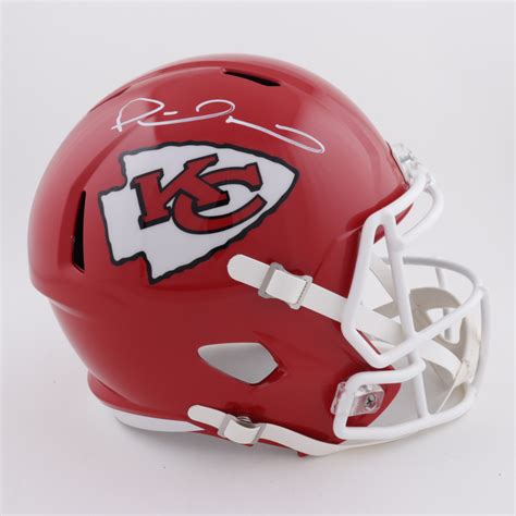 Patrick Mahomes Signed Chiefs Full-Size Speed Helmet (Beckett COA) | Pristine Auction