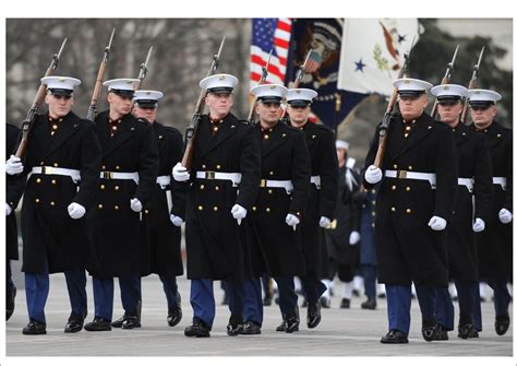 A USMC Warrant Officer with his Boat Cloak and Saber [Current] : r ...