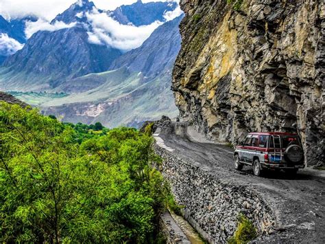 Chitral Valley Overland tour | Pakistan | 10Adventures.com