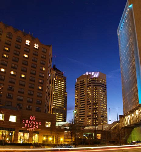 Downtown Columbus Hotels offer luxury stays - Arena District