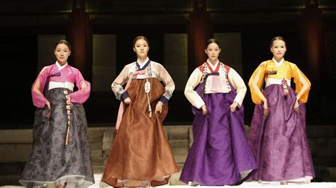 Korean Tailors Try To Keep The Lunar New Year Hanbok Ritual Alive : Code Switch : NPR