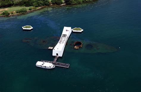 Le Mémorial de l’USS Arizona, Hawaii | Destinations de Voyage du Monde ...