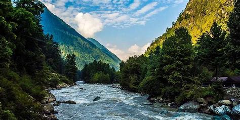 Align Yourself With The Serenity Of Nature In Kasol, Himachal Pradesh ...