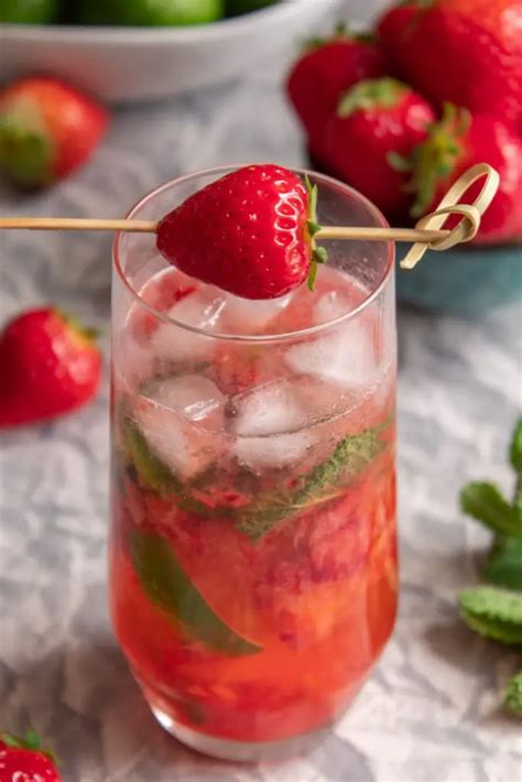 Strawberry Mojito Recipe - A MUST-TRY Summer Drink » A Couple of Sips