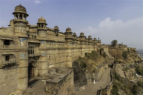 Climate and Best time to visit Gwalior