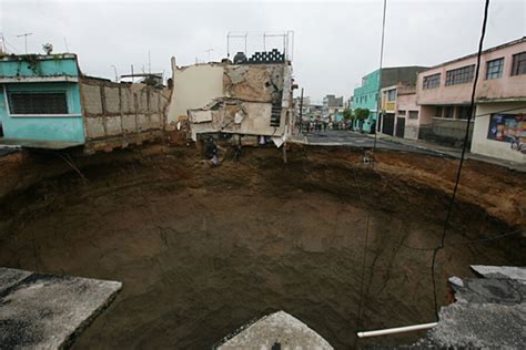 Another giant Guatemala sinkhole? Geologists brace for it. - CSMonitor.com