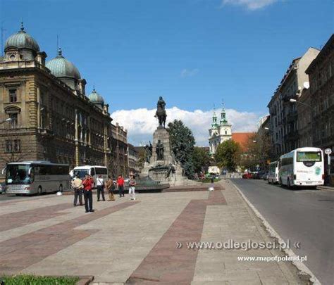 Jan Matejko Square in Krakow - Photo 72/382