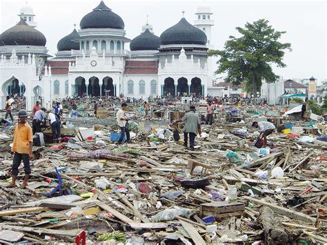 Indonesia’s Top 10 Deadliest Natural Disasters – Indonesia Expat