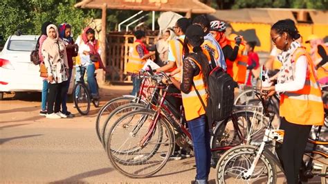 "يلا نلف الخرطوم".. مبادرة شبابية لدعم المرأة السودانية