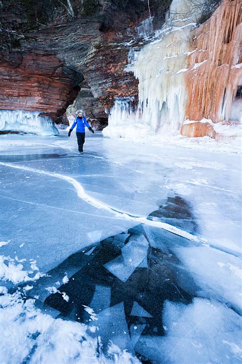 Visiting Apostle Island Ice Caves in Wisconsin » Travel Photography Blog